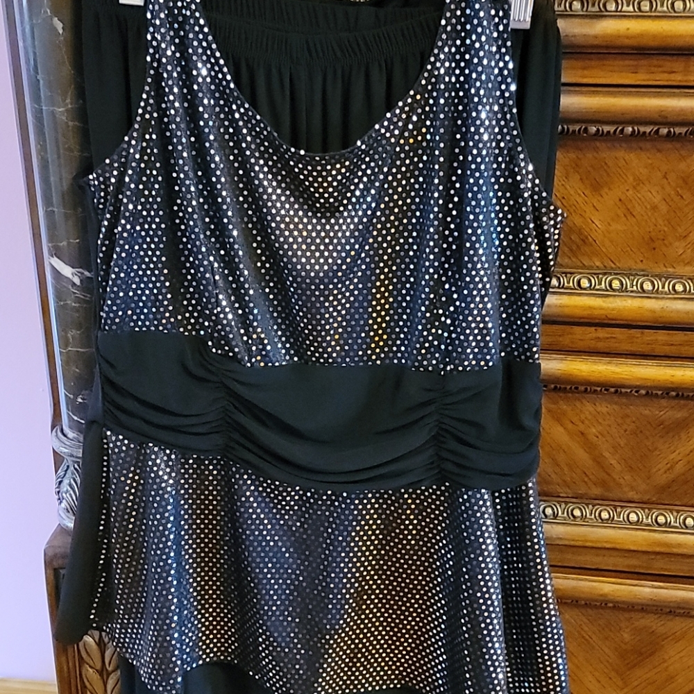 Matching set - Picture 2 of 3